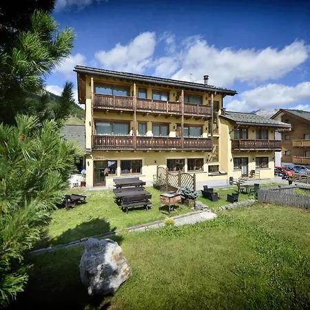 Hotel Valtellina 3*