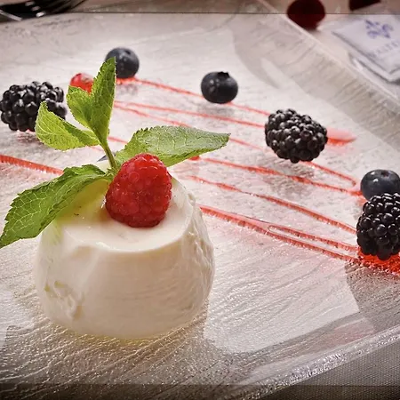 Hotel Valtellina 3*